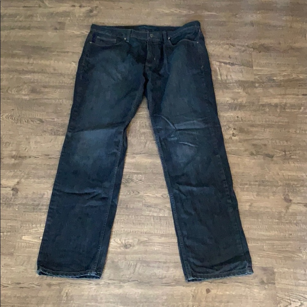 NWOT Perry Ellis Jeans- size 38x34.